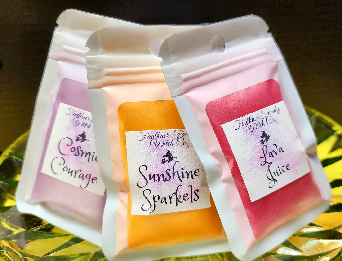 Cosmic Courage – Mini Magic Potion Kit – Shimmering Powders, Moon Rocks & Dried Flowers