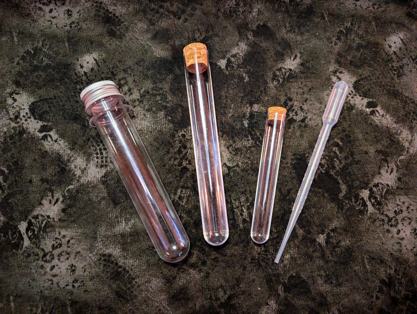Enchanter Alchemy Kit – Bottles, Tools & Magic Powders