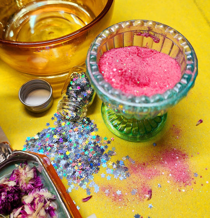 Cosmic Courage – Mini Magic Potion Kit – Shimmering Powders, Moon Rocks & Dried Flowers