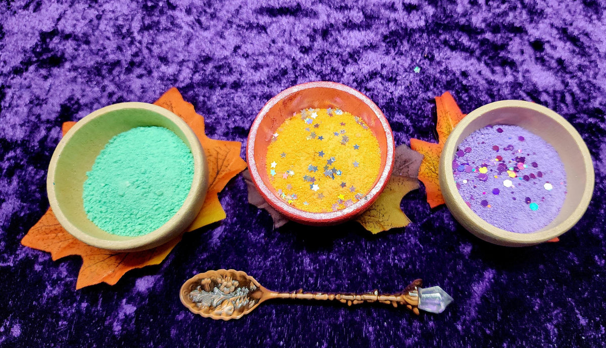 Halloween Magic Potion Kit – Fizzing Mix, Metal Charm, Pocket Ghost (Kids Craft)