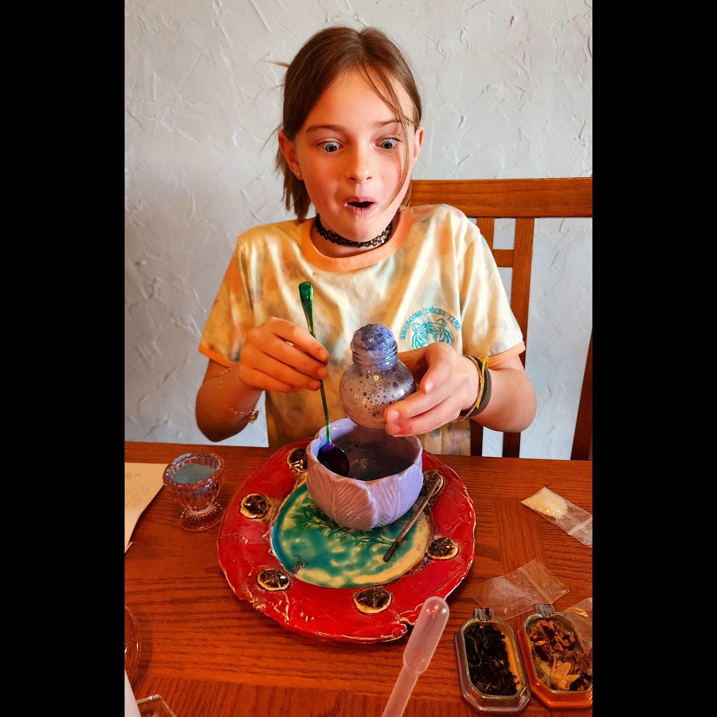 Rainbow Dreams Magic Potion Kit – Fizzing Powder, Rainbow Crystals & Glitter
